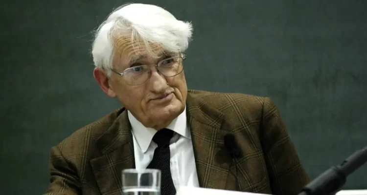 Morre o filósofo alemão Jürgen Habermas, um dos maiores pensadores da atualidade
