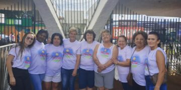 Pioneira Iani Valério da Silva recebe a Comenda Dom Jaime Luiz Coelho