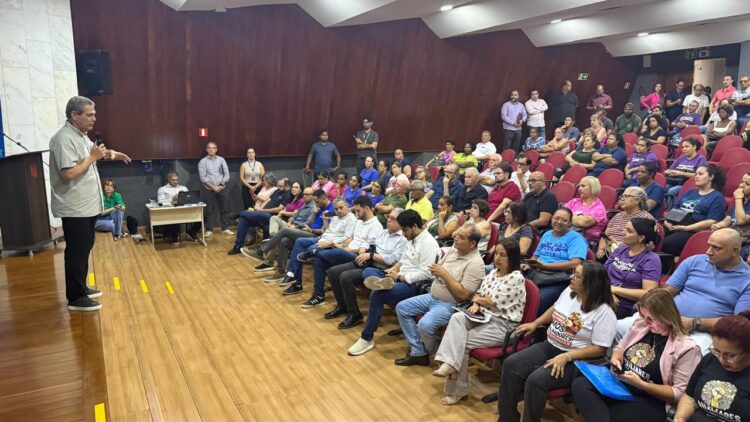 Prefeitura de Maringá propõe piso municipal e amplia benefícios para servidores operacionais