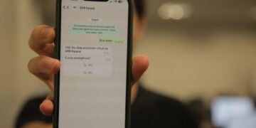 Usuários podem contactar a EPR Paraná via 0800 pelo WhatsApp