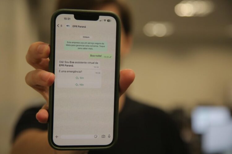 Usuários podem contactar a EPR Paraná via 0800 pelo WhatsApp