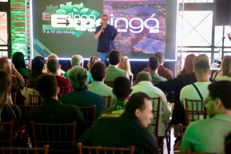 Presidente da Sociedade Rural de Maringá (SRM), Henrique Pinto, durante evento com a imprensa (Crédito: SRM)