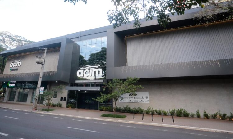 Associação Comercial de Maringá festeja 73 anos de fundação
