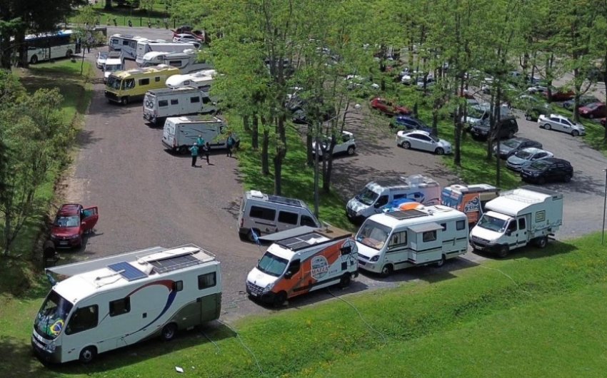 Os trailers e motorhomes do Caminhos do Paraná estiveram nesta semana em Londrina, Apucarana, Marialva, Ivatuba e Mandaguaçu, chegando nesta sexta-feira a Maringá