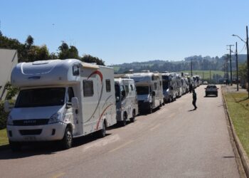 Com apoio do Estado, trailers e motorhomes do Circuito Caminhos do Paraná visitam municípios desde o Norte Pioneiro até as barrancas dos rios Paranapanema e Paraná