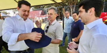 Governador faz visita ao Clube Olímpico de Maringá