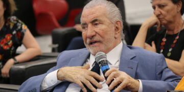 Morre Silvano Raia, pioneiro mundial de transplante de fígado e ex-diretor da Faculdade de Medicina da USP