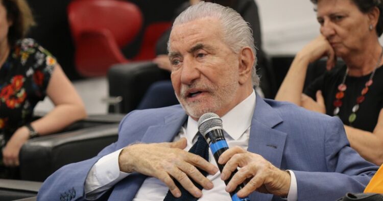 Morre Silvano Raia, pioneiro mundial de transplante de fígado e ex-diretor da Faculdade de Medicina da USP