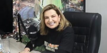 Pastora Karina Tudela em entrevista no Jornal O Maringá. Imagem: Mirian Cristine e Pedro Gabriel