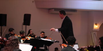 Camerata LuzAmor é regida pelo maestro Davi Oliveira (Crédito: Arquivo/Cristiano Martinez)