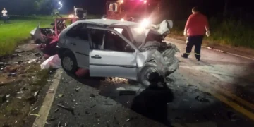 acidente entre dois veículos na PR-463 deixa quatro mortos