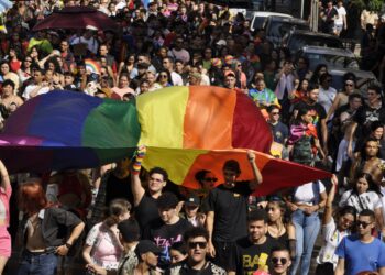 Parada LGBT de Maringá acontece neste domingo, Dia Internacional de Combate à LGBTfobia