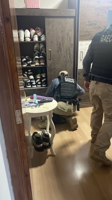 Operação Van Gogh, do Gaeco, cumpre mandados em Maringá e Santa Fé na apuração de crimes de tráfico de drogas, corrupção e extorsão