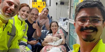 Antony nasce em rodovia em ambulância da concessionária