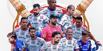 IAS Legends faz jogo solidário em Douradina