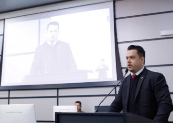 7º Fórum de Políticas sobre Drogas, nesta sexta, vai discutir Dependências Digitais: Laços e Perigos Reais