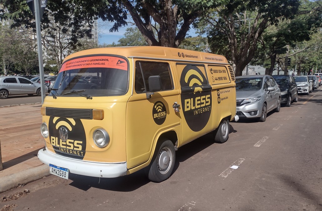 Pradella e sua pequena Bless disputam mercado com grandes operadoras de internet
