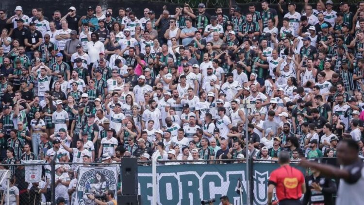 Assessoria/Maringá FC.