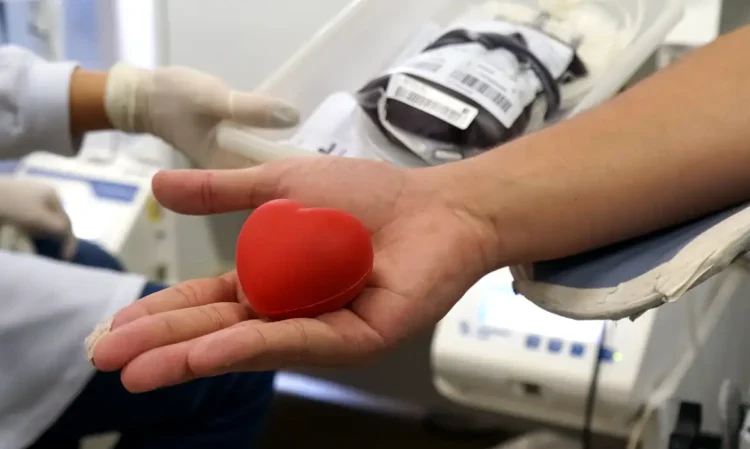 Hemocentro de Maringá convoca a população a doar sangue no período do inverno