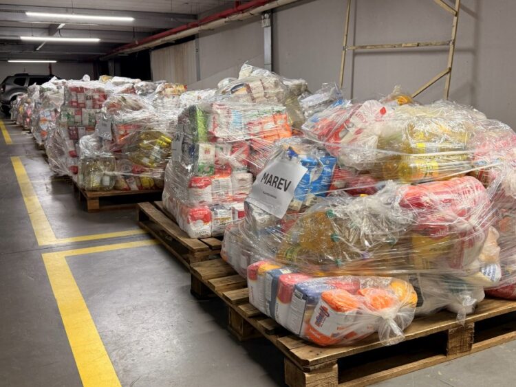 Doações arrecadadas durante o evento Milagres Maringá começam a ser distribuídas