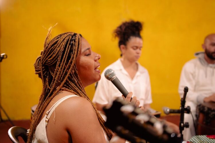 Projeto Samba de Oyá abre inscrições para oficinas com foco no protagonismo feminino no samba
