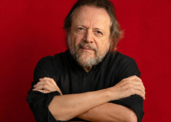 premiado escritor Cristovão Tezza (de “O filho eterno”) é o protagonista do bate-papo "Ficções de si, escritas do mundo", dia 11 de agosto (Crédito: Divulgação)