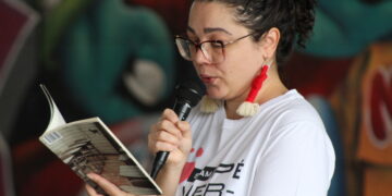 Produtora cultural e poeta Érica Paiva será atração em Maringá e Campo Mourão (Crédito: Arquivo/Cristiano Martinez)