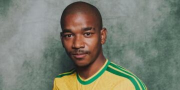 morre jayden adams meio-campista da áfrica do sul que participou da copa