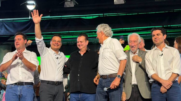 O lançamento de Sandro Alex foi feito na convenção do PSD, neste sábado