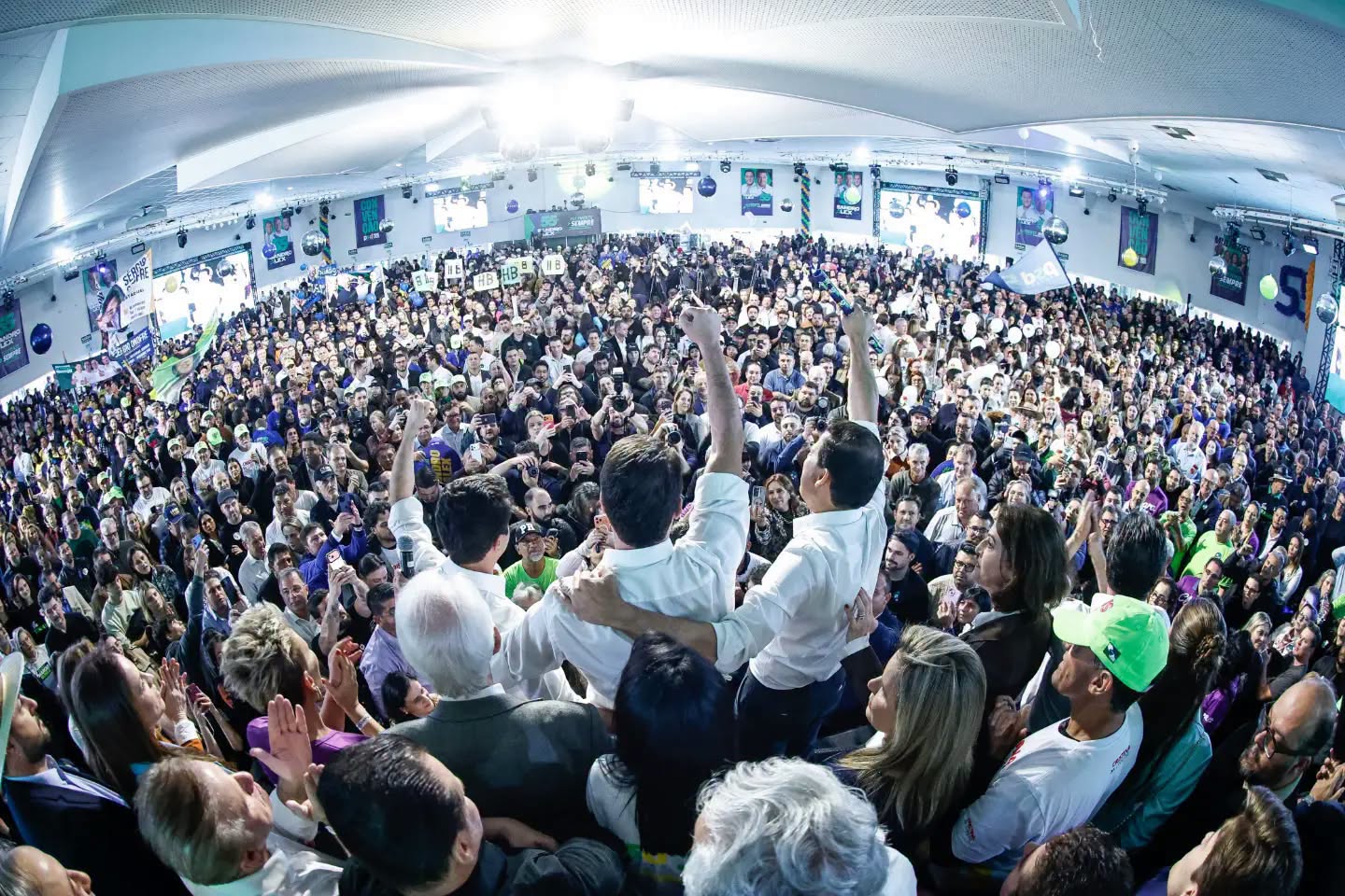 Sandro Alex é lançado candidato ao governo em convenção do PSD
