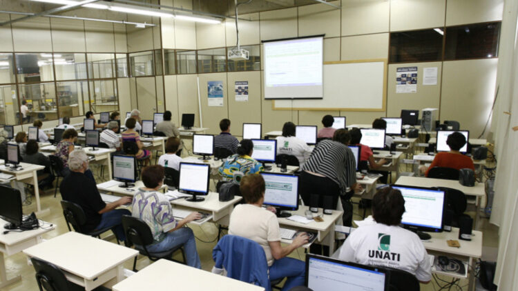 Terminam hoje as incrições para os cursos da Unati da UEM