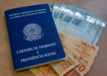 FOTO: CRIADA POR IA