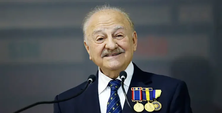 Morre aos 90 anos o professor Amaury Meller, dono do Colégio Paraná