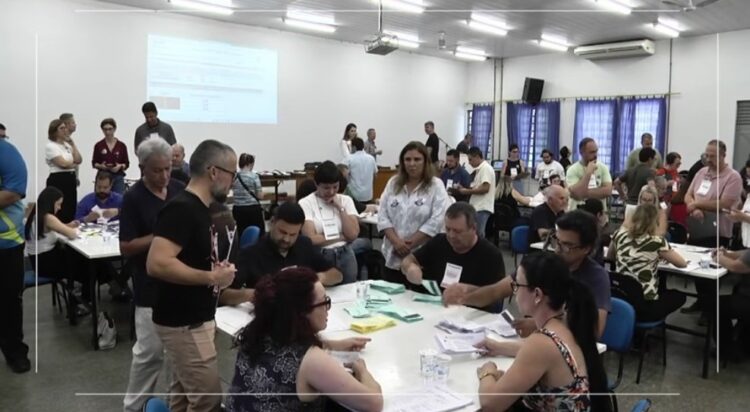 Apuração ao vivo dos votosda eleição para Reitoria da UEM