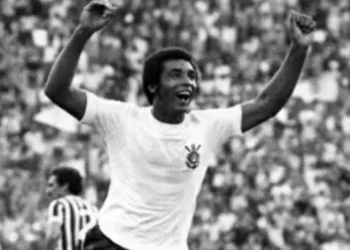 Morre Geraldão, artilheiro do Corinthians na conquista do título do Paulistão de 1977