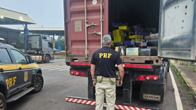 PRF az a maior apreensão de drogas do ano no Paraná