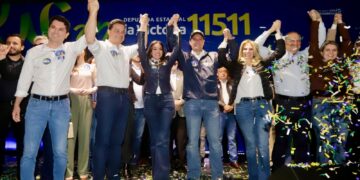 A deputada Maria Victoria contou com os candidatos ao governo e Senado no lançamento de sua candidatura