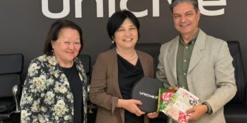 Vice-reitora de universidade japonesa visita o Unicive