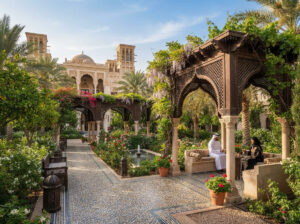 Pergolados de Jardim: 10 Modelos que Combinam Beleza, Sombra e Conforto em 2027