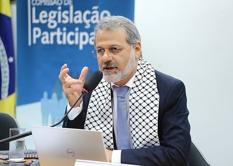 Candidato à Presidência pelo PCB neste domingo em Maringá