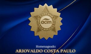 Empresário Ariovaldo Costa Paulo recebe a Comenda Américo Marques Dias, da Associação Comercial