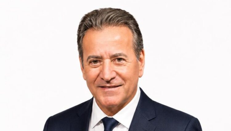Ariovaldo Costa Paulo recebe Comenda Américo Marques Dias, da Acim