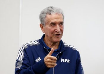 Carlos Alberto Parreira, que dirigiu a seleção na conquista