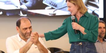 Mário Verri recebe Gleisi Hoffmann para reunião com profissionais da Educação