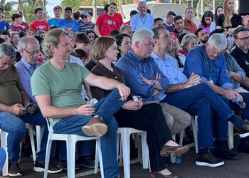 Zeca Dirceu reforça uma trajetória de articulação por recursos