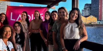 Ladies in Tech realiza Beer Pitch simultaneamente em cinco cidades