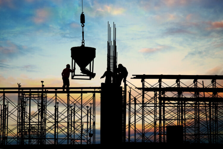 Setor da construção gerou 1.028 empregos no acumulado do ano em Maringá (Crédito: Ilustrativa/Magnific)