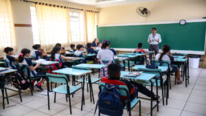 Maringá leva educação financeira e sustentabilidade a quase 4 mil alunos da rede municipal