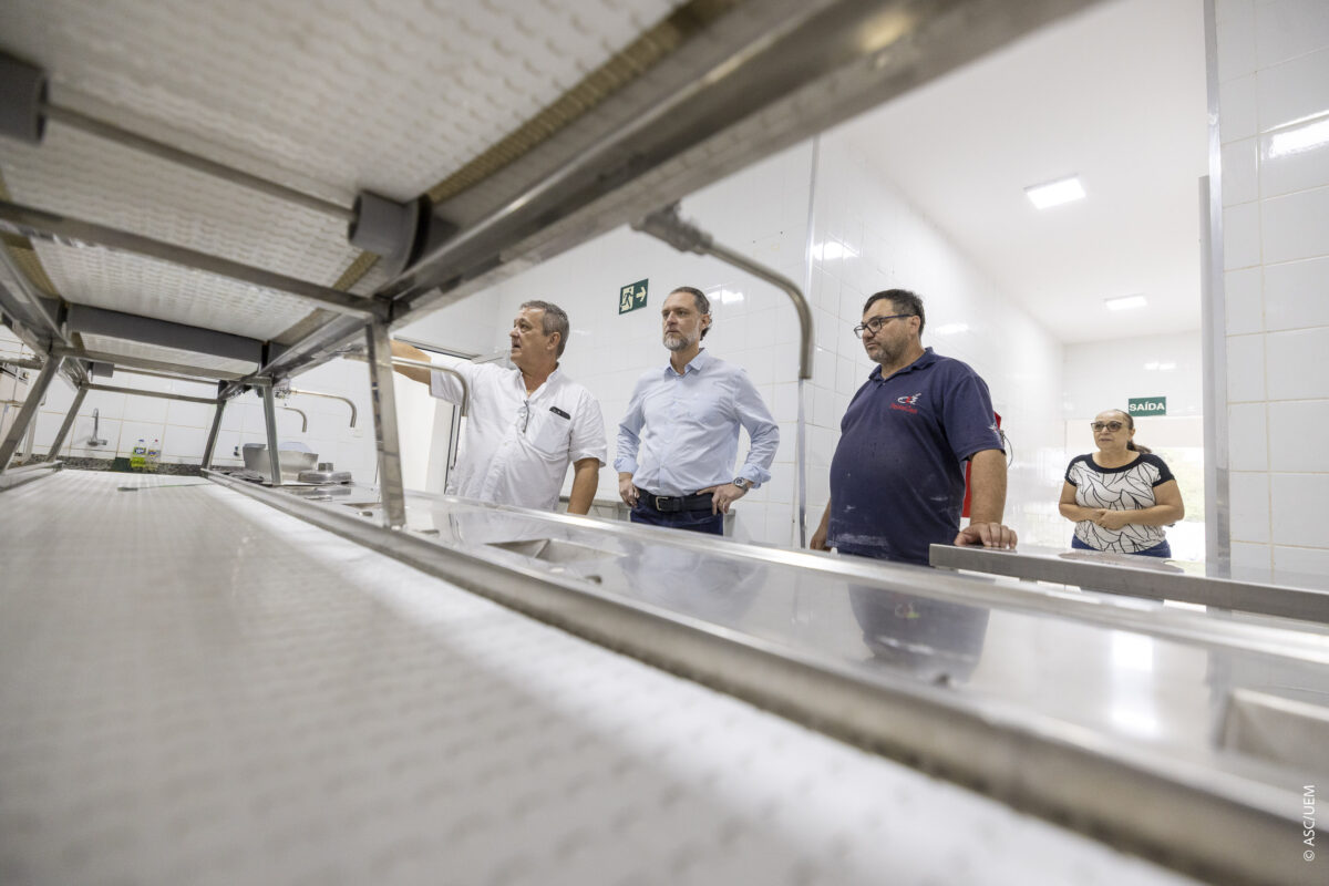 UEM inaugura frigorífico na Estação de Piscicultura de Floriano