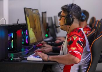 Dia do Gamer: Competições de CS2 antecedem evento de jogos digitais e realidade virtual